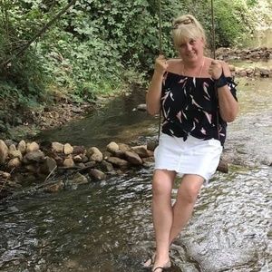 Meet your Posher, Wendy